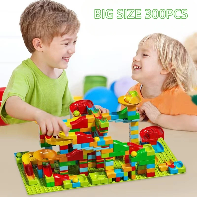300ks mramorový závodný blok kompatibilný duploed stavebné bloky Plastové lievikové kĺzanie DIY zostava tehly základné dosky
