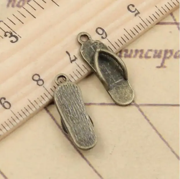 30ks 21x7mm tibetský bronzový zliatlivý kúzlo Plipper Flop Flops Pendants EF3931