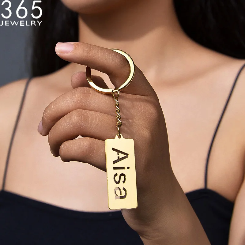 365 Nový vlastný názov Klávesové kľúče duté názov štýl Round Key Ring Novinkoholická oceľový štítok Pendant Šperky personalizované darčeky