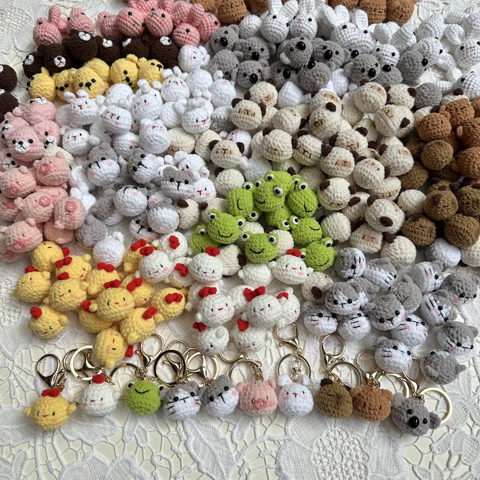 3cm ručne vyrobená hotová háčkovanie mini zvierat pletené králičie mláďatá mačka pre psí psí kľúče prívesok priateľ a darček pre bestie pre ženy dievčatá