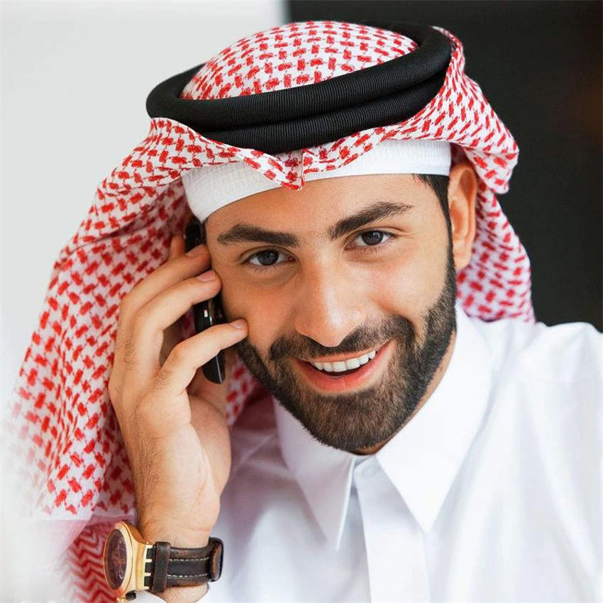 3Colors Islamský muži Tradičné kostýmy Muži Plaid Hat Hlava Šál turban moslimský hidžáb Dubaj, arabské ramadánske modlitby 135*135 cm