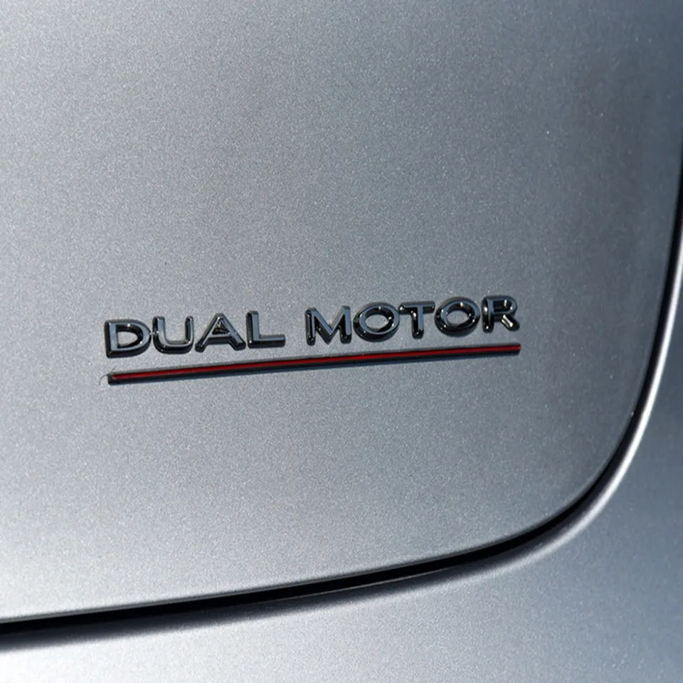 3D písmen logo štítok s dvojitým motorom Tailgate Zadný kmeň kmeň nálepky nálepky na autá Styling pre Tesla model 3 xys