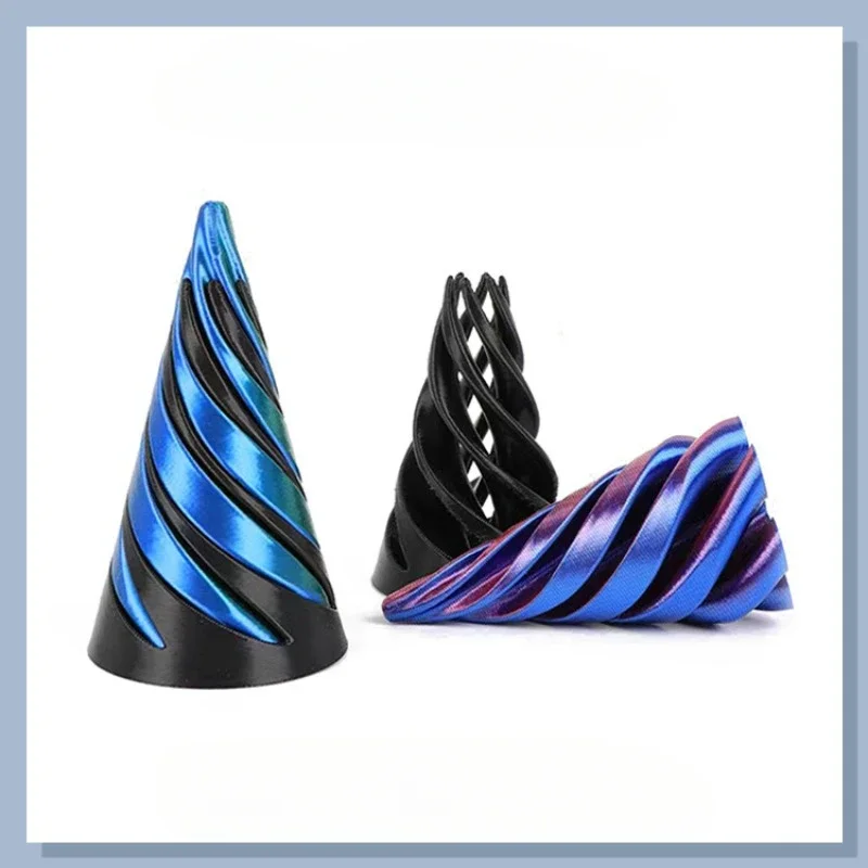 3D tlačené špirálové kužeľové hračky Impossible Pyramíd Passthrough socha prechádza cez pyramídovú hračku Mini Vortex vlákno ilúzia