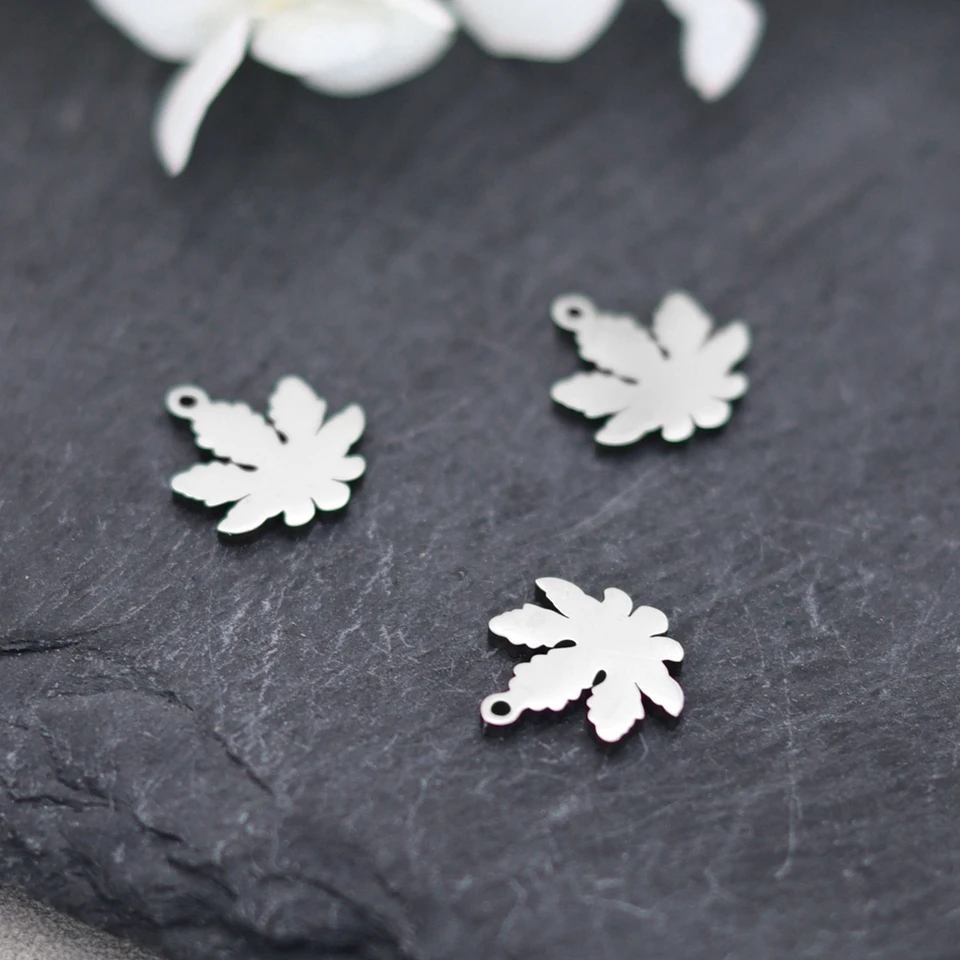 3KS Maple Leaf Charms pre šperky výroby náušníc pre domácich majstrov Náramky Ručne vyrábané nálezy šperkov Prívesky