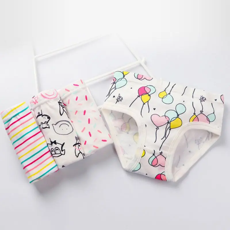 3ks/set mäkké bavlnené nohavičky pre dievčenské nohavičky Karikatúra tlač Dievčatá spodná bielizeň Polka Dot Stripe Deti spodky 2-12 rokov