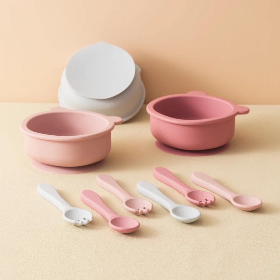 3KS Silikone Baby Dinner Set Suct Lunch Box Cartoon Bear Bowl Soft Spoon Clearing Feeding Training Taveware detské jedlo podnos