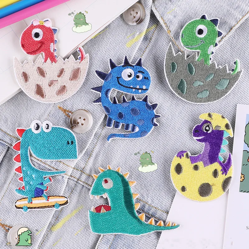3M farebné odznaky dinosaurus vyšíva