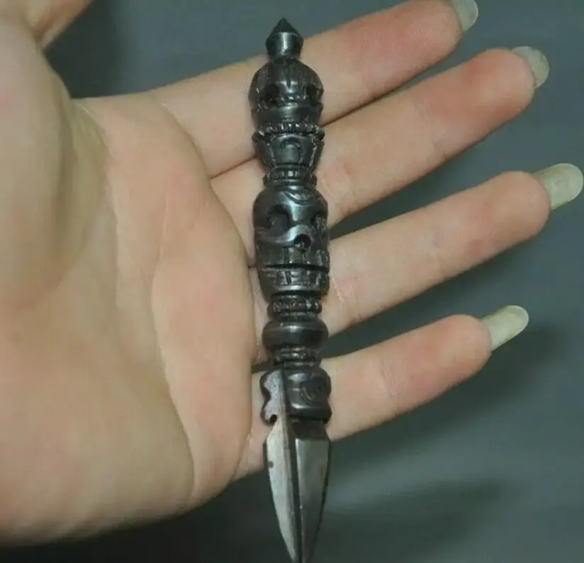 4,6 '' tibetské meteoritové železo (čierny magnet) lebka Vajra Phurpa Dagger Equipment