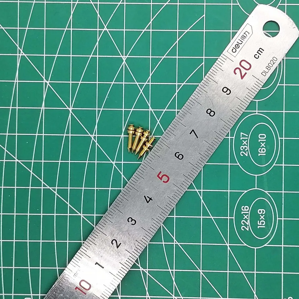 4 ks Mosadzné nit a čiapka pre 58 mm nôž švajčiarskej armády Victorinox