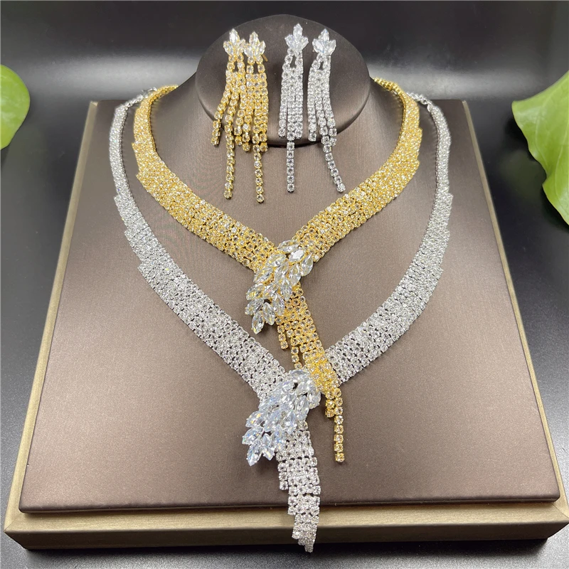4 ks Vintage elegantný kamienok Crystal Svadobné svadobné šperky sada európsky náhrdelník náušnice náramok prsteň