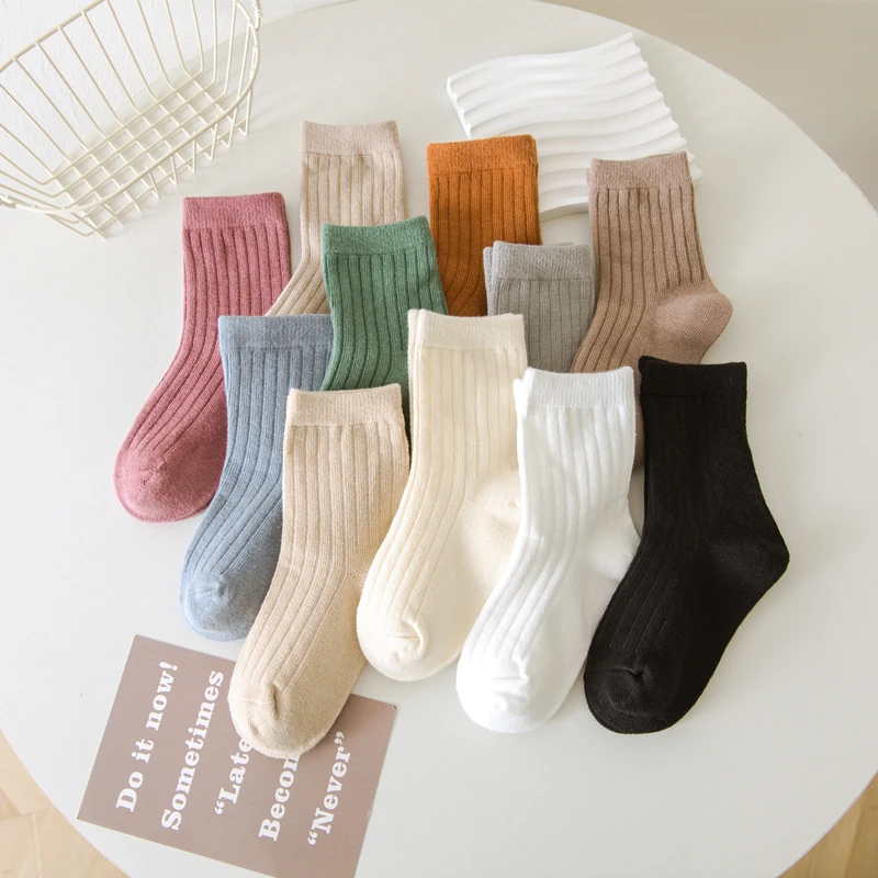 4 páry/veľa detských ponožiek pre dievčatá Boys Boys Boys Cotton Pevná farba jar na jeseň zimné deti detské ponožky
