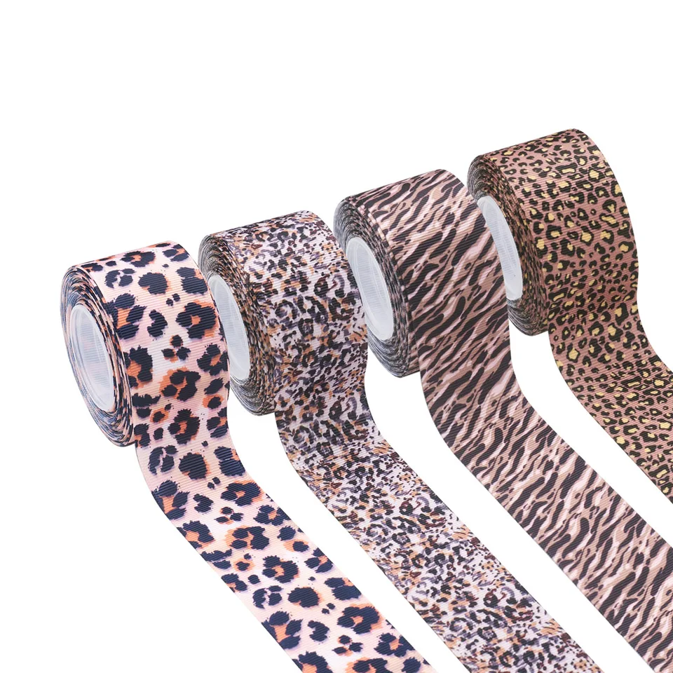 4 rolky/sada 38 mm polyester stuha leopardová tlaková téma pre vianočné večierky Darček Zabalenie kvetinových lukov remeselnícke dekorácie