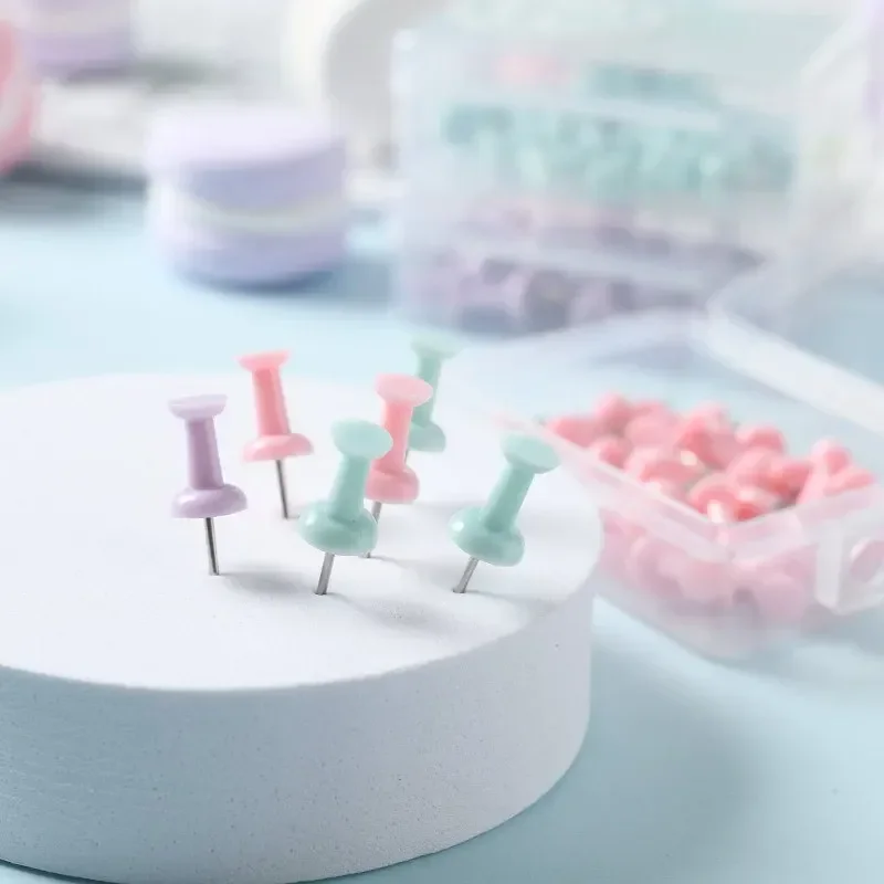 40/10ks ružové/zelené/fialové push Pins palec palubné dosky