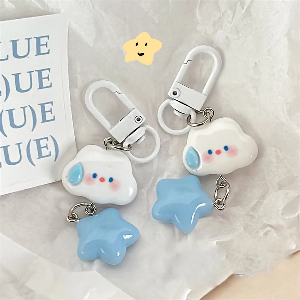 4pcs Nová zábava a bizarné tiché cloudové výrazy Keychain Ins Wind Sweet Girl Batoh Pendant Accessories