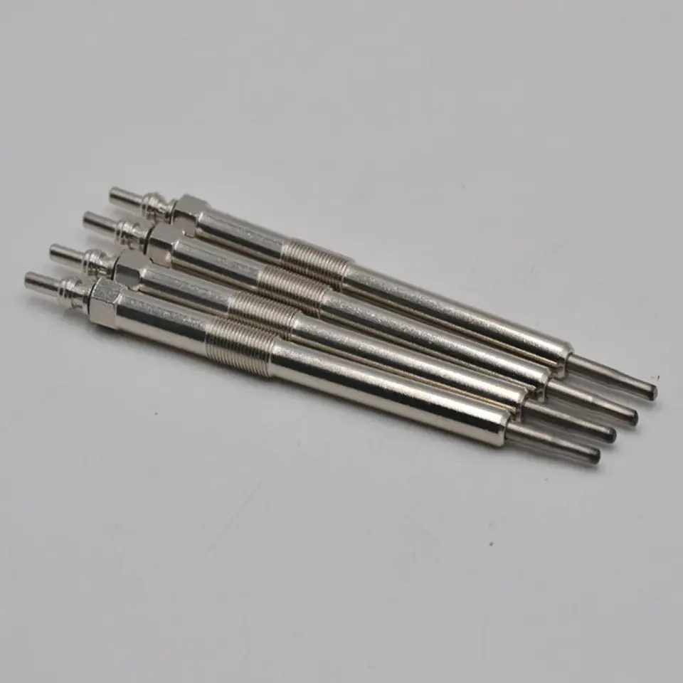 4pcs Žraškové sviečky predhrievané 2,0 DCI 115 2,0 DCI 90 pre Renault Trafic NV400