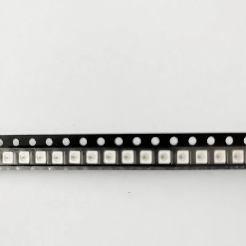 50-1000ks LED LED LEGLE LEADS SK6805 2427 Plne farebný čip ako WS2812B Typ 0.1W Power Integrated Light Source Intelligent Control
