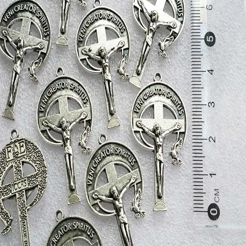 50 kusov/katolícke kúzlo klasika Ježiš krížový ruženec Ježiš Ježiš kríž prívesok Náhrdelník Amulet Amulet