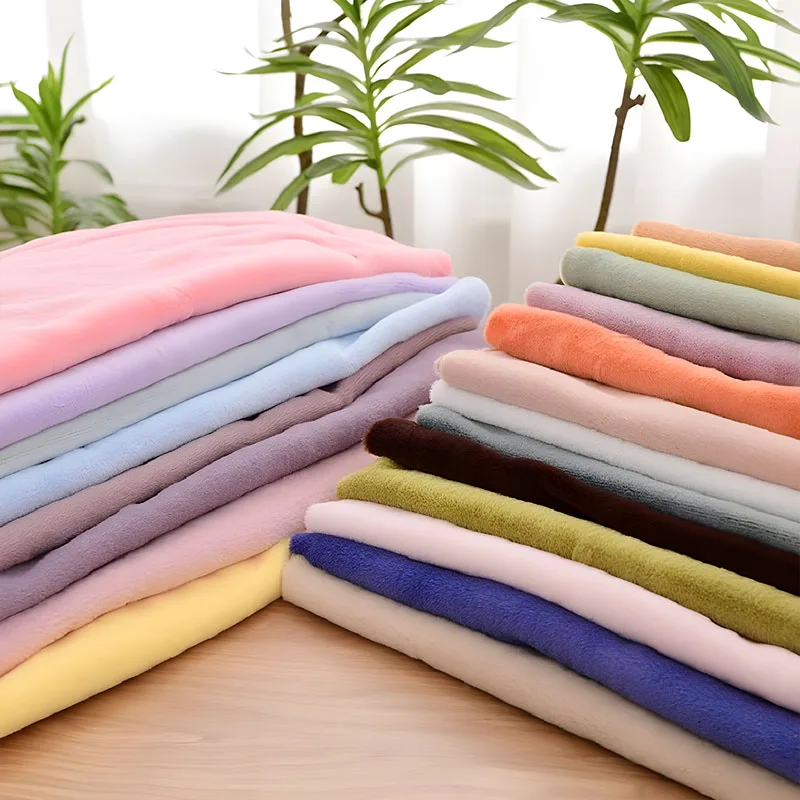 50cmx50cm faux králičie kožušinová tkanina Veľkoobchod s 5 mm pile Super mäkká plyšová tkanina pre ručne vyrábané hračky na šitie 60Colors