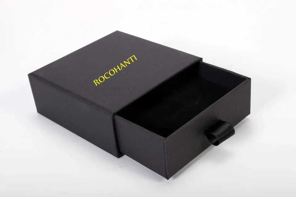 50ks 9*9 cm kartónový šperk na šperky Prispôsobené obalové zásuvky na náhrdelník Ring Ring Box s logom Custom