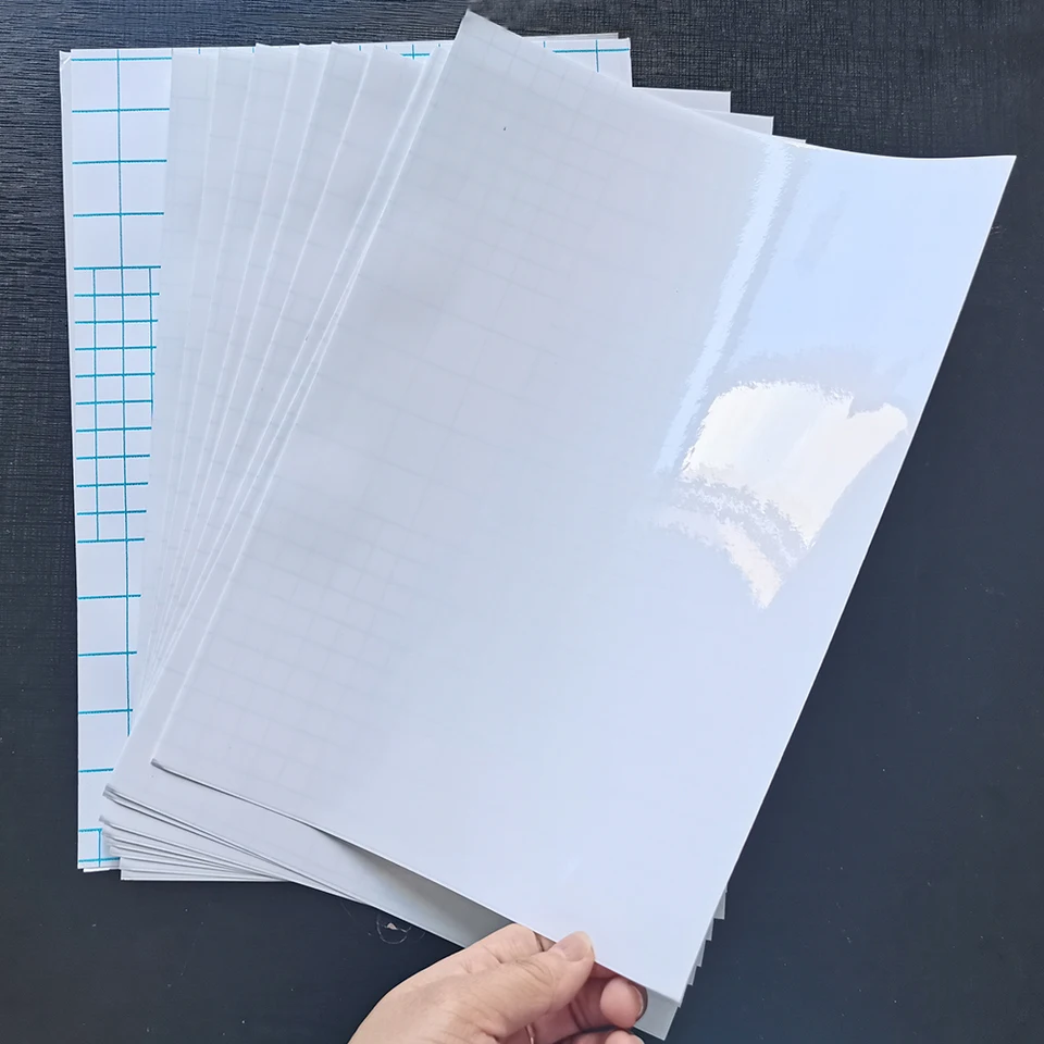 50ks A4 Self Leglosive Glossy Fold Lamination Film bez vzduchovej bubliny na ochranu fotografií a výroby vzoriek