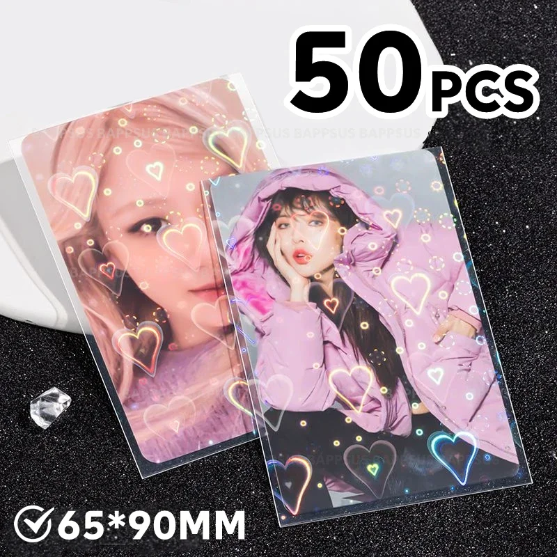 50ks laserové laserové foto karty rukávy s srdcom v tvare srdca KPOP IDOL Transparentné tarotové herné úložné vrecko Protect HD Trading Card Cover Shield