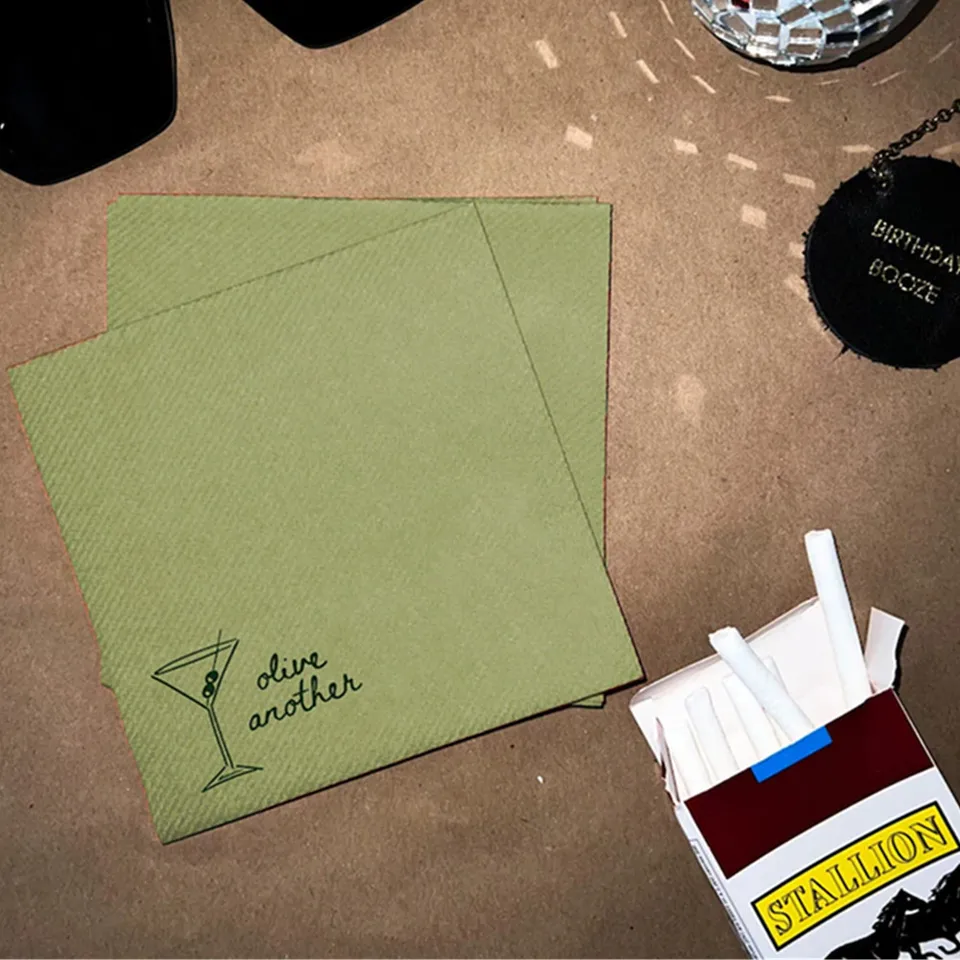 50ks Olive Ďalší špinavý martini slonovinový kokteil set | Uterák hosťa Fóliová tlač Zábavné | Zábavné Hostiteľka Večierok