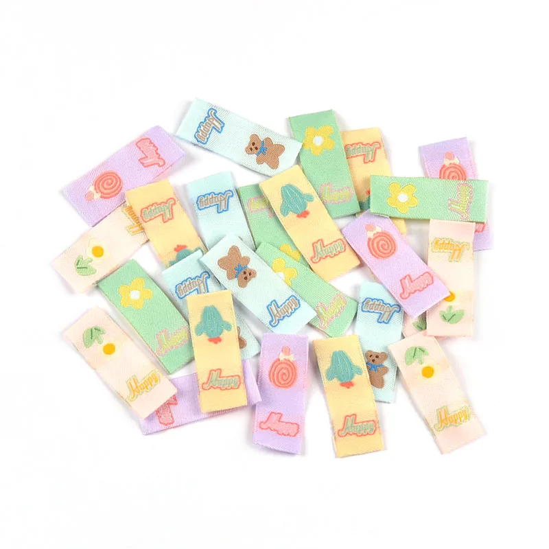 50ks/taška 3,9x1,5 cm kaktus/medveď/kvet 5Colors vyšívané handričky umývateľné značky na šitie zásob ručne vyrobených príslušenstiev