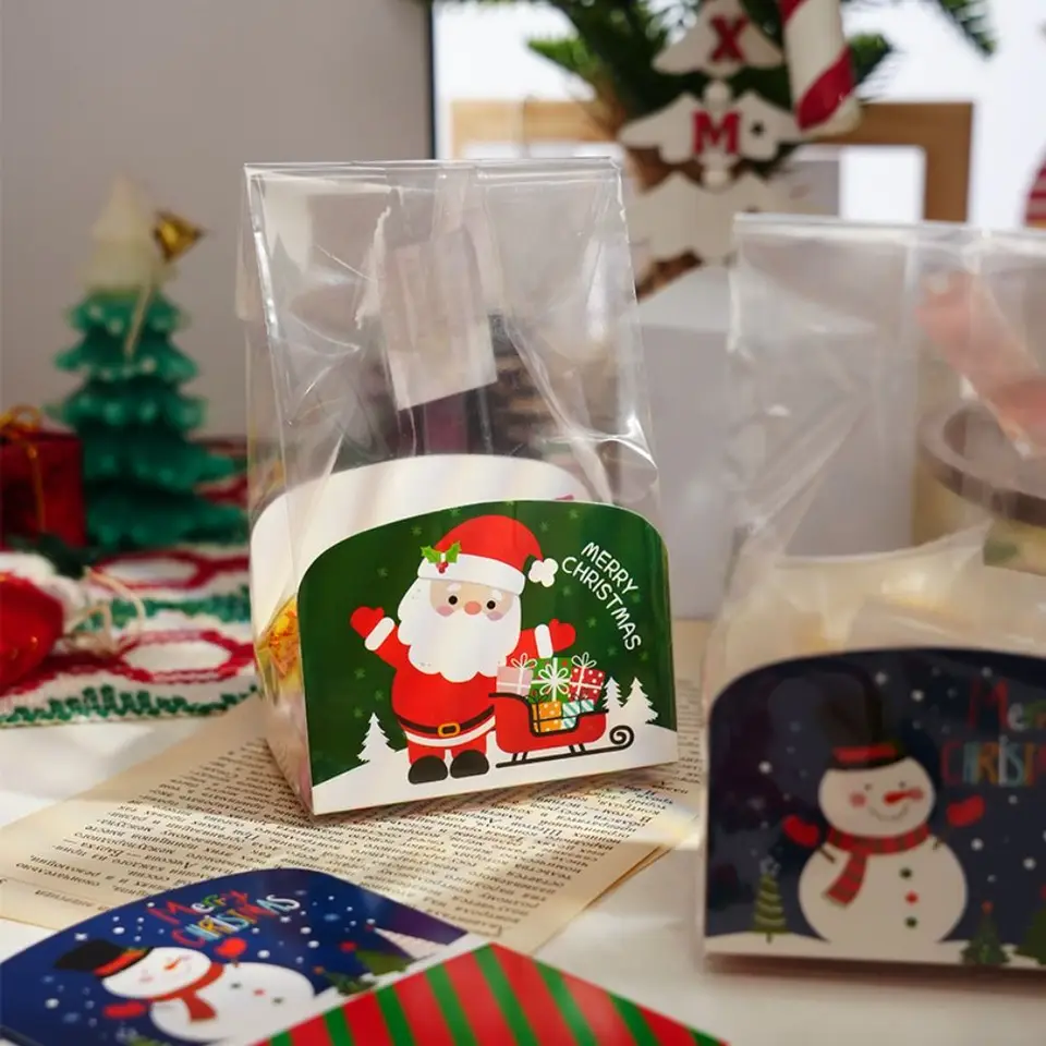 50ks Vianoce Santa Claus Snowman Cookie Candy Bag Darčekové tašky s spodným podnosom pre večierky