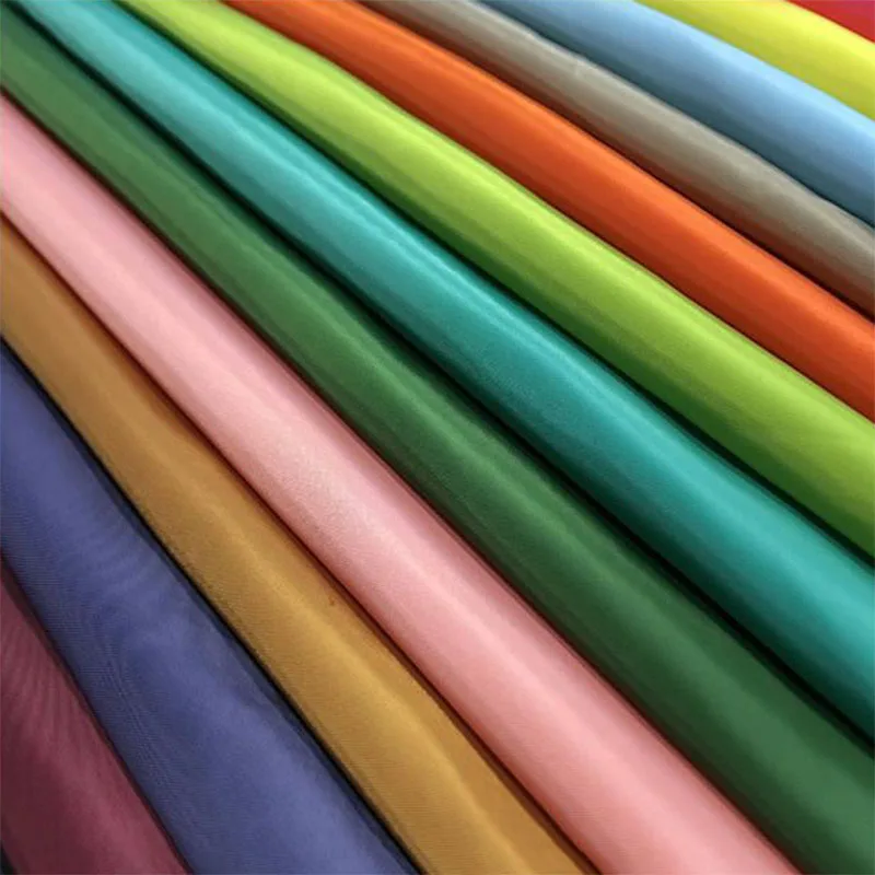 50x150cm 70D polyesterovej tkaniny Windbreaker Sweater Down Bunda Cotton Clothing Outdoor Clothing Tkanina