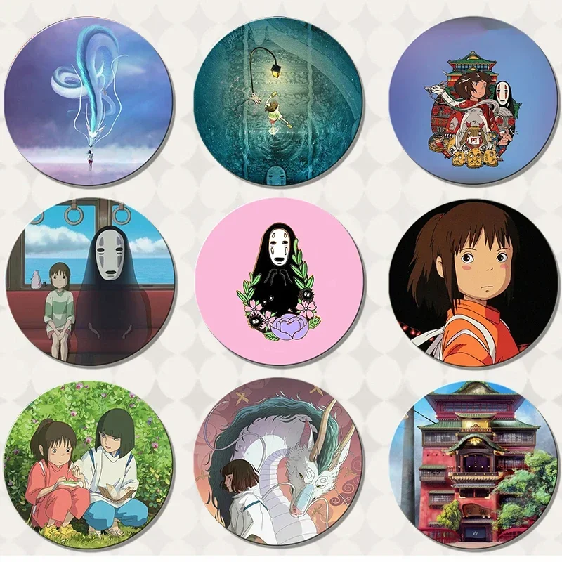 58 mm nový Hayao Miyazaki anime gombíkový kolík roztomilý anime postava Karika