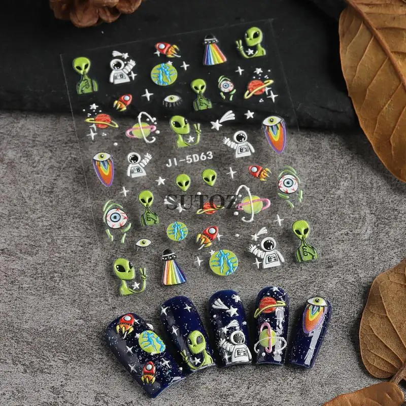 5D Halloween na nechty reliéf stereo lebka zelená hlava Monster astronaut lebky kosti kosť strašidelný astronaut cudzí kvapka oči nechty