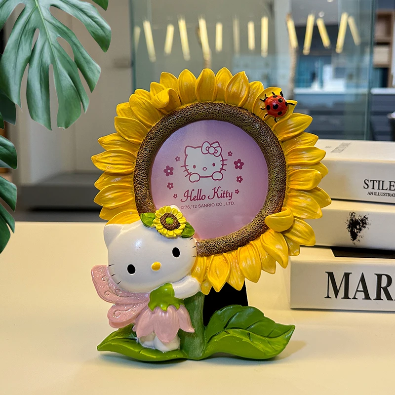 5inch Cartoon Hello Kitty Resin Sunflower