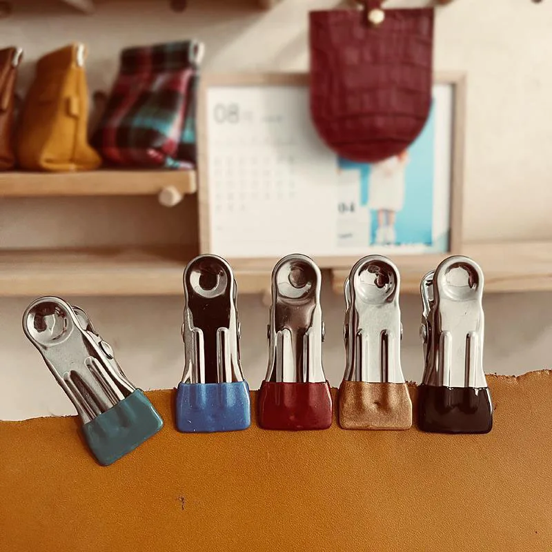5ks DIY kožené remeselné kovové asistent Shutu Clamp Clampwork Upevňovacia kožená náradie Šitové sponky kože zaisťujú držiak na sponky