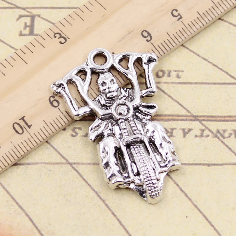5ks kúzla Death Knight Motocykel 44x28 mm Tibetan bronzové strieborné prívesky Antique Making DIY ručne vyrobené remeselné prívesok