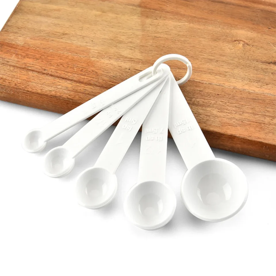 5ks/set PP Meranie lyžičiek plastových olejových korenín DIY Nástroj na varenie s mierkou