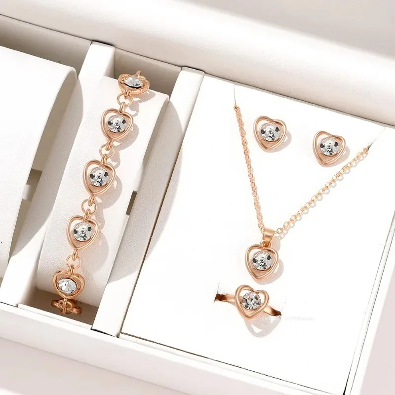 5ks/set Ženy Crystal Love šperky módne elegantné high -end broskyňové srdcové náhrdelník náušnice Rings Náramky náhrdelník