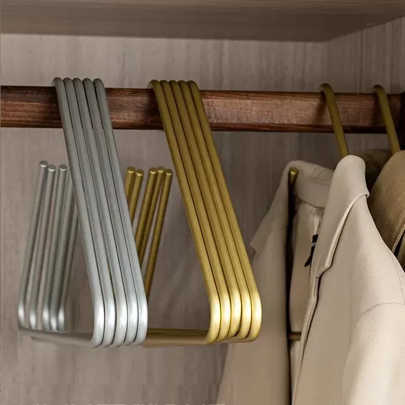 5ksové vešiaky na kovové trojuholníky, organizátor Nordic Pevné nohavice, kabátové šatky String Such Storage Storage pre šatníkové hotel