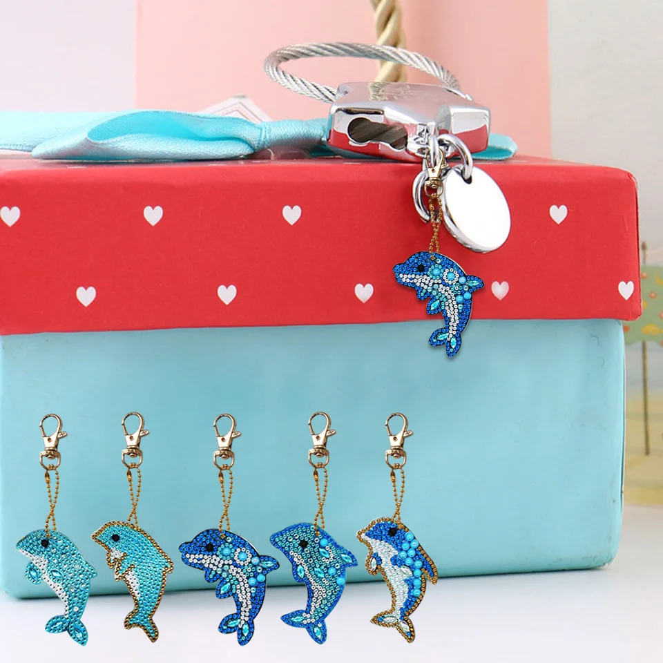 5pcs Diamond Painting Keychains Ručne vyrobený DIY Diamond Painting Keychain Set delfin vzor Patle Phone Charm Decor Detský darček pre dospelých