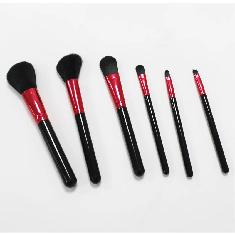 6 v 1 Dámske darčeky Profesionálne kozmetické make -up kefy Nástroj zahŕňajú kefu Nadáciu na opravu High Light Blush Foundation Foundation