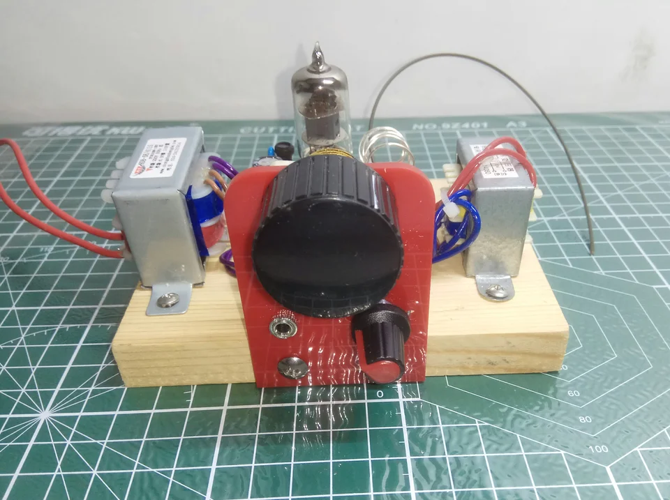 6J1 Elektronická trubica super regeneratívna FM Radio Kit Single Lamp FM Radio Aviation Band TVFM