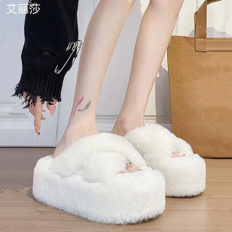 7 cm platforma Fluffy Plippers Dámsky kríž Criss Cross Slide Woman Winte Warm Floš
