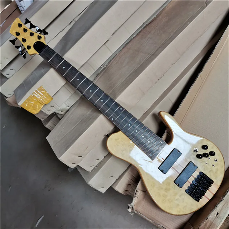 7 strunových krku-thru tela Originálna farba 24 pražcov Elektrická basová gitara s hmatníkom ružového dreva, ponúka prispôsobenie