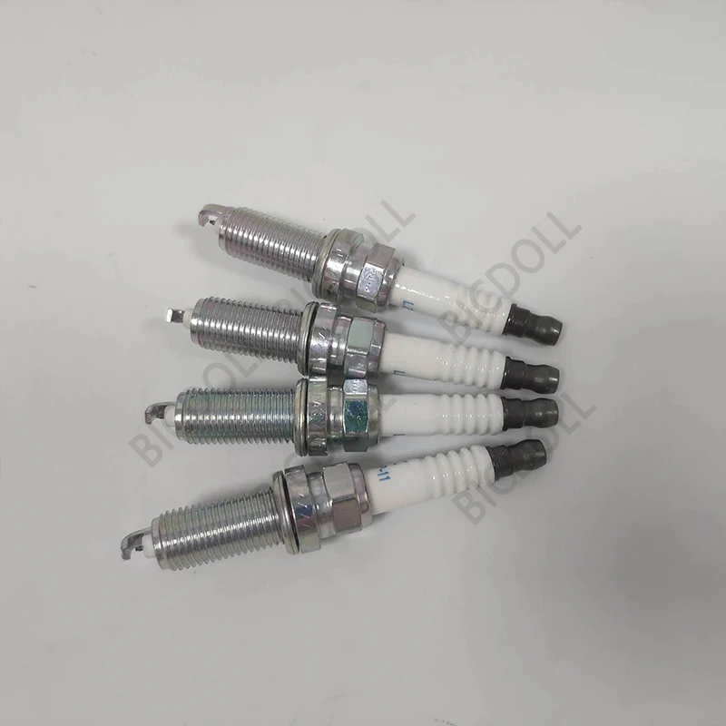 8ks Iridium Zapaľovacia sviečka pre 6643 LZKAR6AP-11 pre Nissan Sunny Qashqai Sylphy Tiida X-Trail Lannia HR16DE MR18DE MR20DE HR15DE