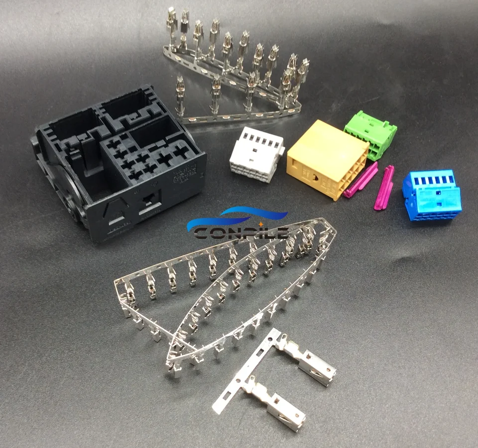 8x0 035 444 pre Volkswagen Audi Multimedia Host Navigation Bluetooth Radio Plug 3B7 035 447 Connector Bying