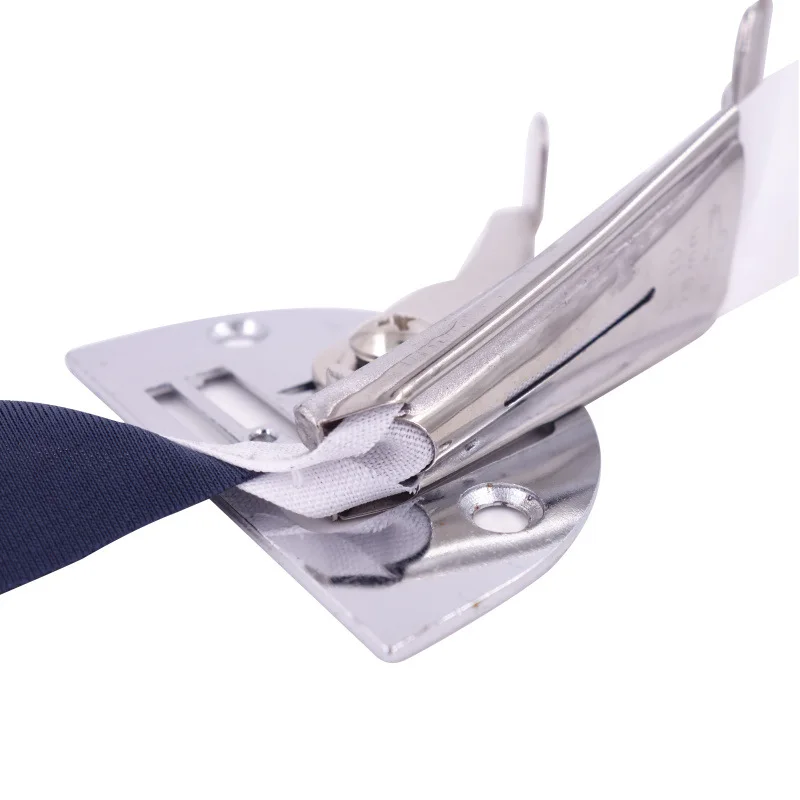 A10 Domácne šijacie zariadenie Bias Viazanie Overlock Folder Hemmer Bias Binder Pull Cylinder Šijací stroj Presser Foot