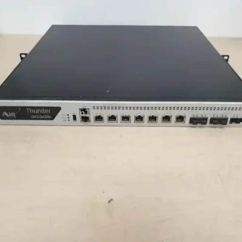 A10 Networks Thunder 3030s - Unified Application Service Gateway （Použitý tovar, verzie 4.1. 4, bez licencie）