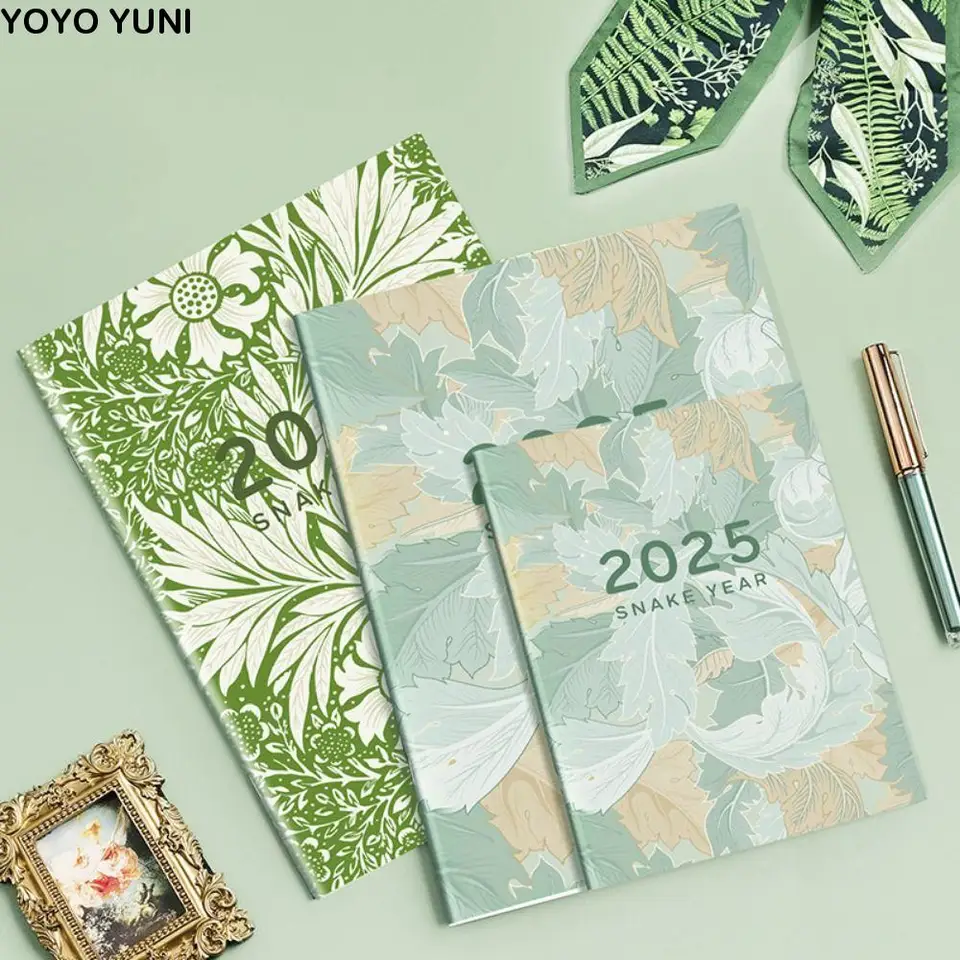 A4/A5 2025 Plánovač notebookov 84 strán hrubý papier deň/týždeň/rok Plánovač programu Poznámkový blok Praktickú efektívnosť Datebook