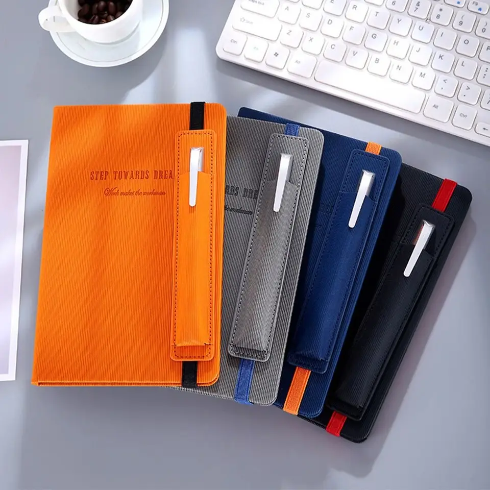 A5 Strap Notebook s perom Vložte tvrdú obálku obchodná agenda kniha Poznámkový blok Týždenný plánovač poznámkových blokov Office School School Parceery