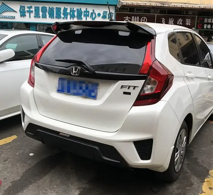 ABS zadného nárazníka kmeňa pery Spoiler Difuser Difuser Chránil kryt pre Honda Fit / Jazz GK5 2014 2015 2016 2016 2017