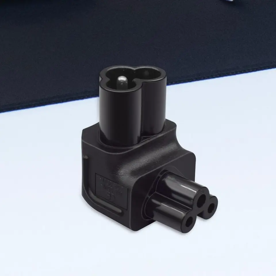 Adaptér na konverziu výkonu IEC320 C6 na C5 Black 90 stupňov UP Pravá šikmé náhradné diely Príslušenstvo Trvanlo napájanie
